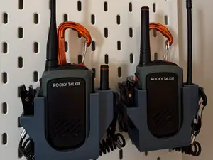 Rocky Talkie Skadis Radio Holder