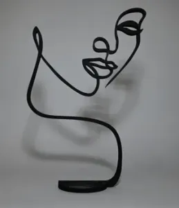 One Line Female Face Sculpture – Modern Decor