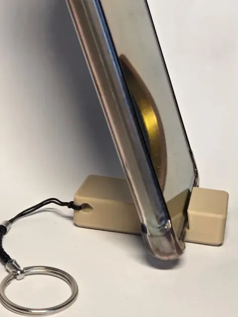 Compact phone stand — Фото 9 из 9