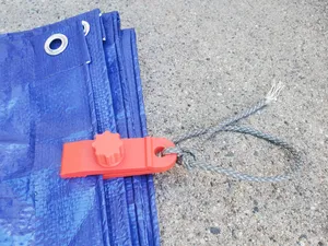 Heavy-Duty Tarp Clip with Tightening Knob