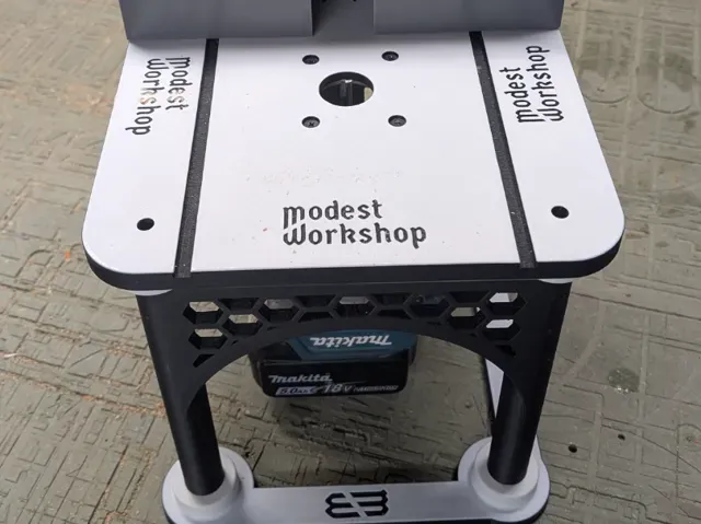 1/4" router table. suitable for many brands.