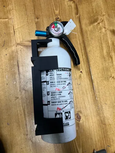 83mm Fire extinguisher mount — Image 4 of 5