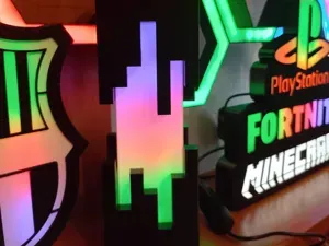 RGB Pixel Tower Lamp – Modular LED Ambient Light