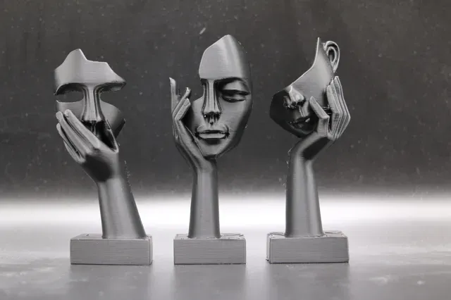 Thinking Faces - Abstract Face Sculpture Trio — Фото 5 из 6