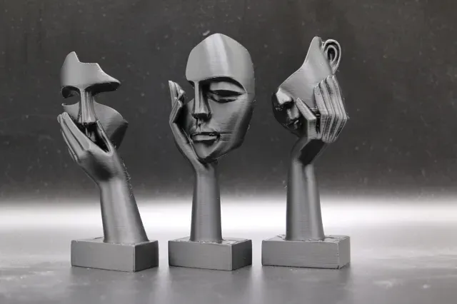 Thinking Faces - Abstract Face Sculpture Trio — Фото 4 из 6