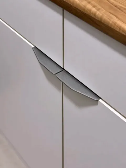 Minimalist Cabinet & Drawer Handle — Фото 2 из 6