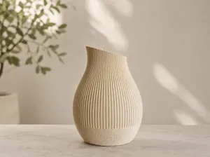 Minimalist Asymmetric Ribbed Vase – Deko Vase