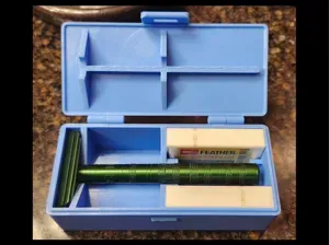 A Better Henson Shaving AL13 Razor Travel Case