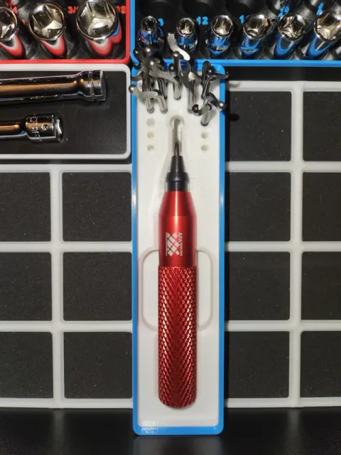 Gridfinity Deburring Tool Holder 1x4 — Image 2 of 3