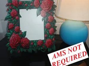 Roses Floral Photo Frame & Stand / Swappable frame