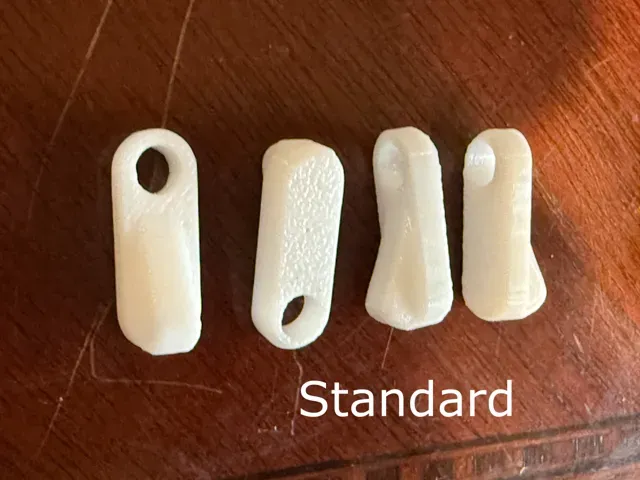 Window Screen Clip, Upgraded — Image 3 of 4