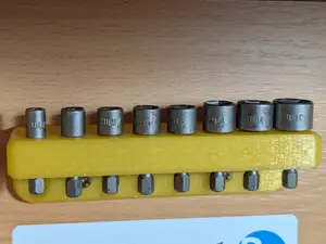 Wall-Mounted Hex Nut Driver / Socket Organizer