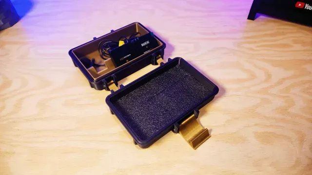 RODE Wireless GO Snap Latch Case With Insert — Image 7 of 8