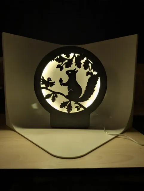 LED Silhouetten Lampe Eichhörnchen auf einem Ast — Фото 4 из 5