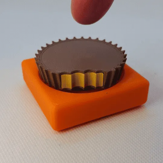 Reese's Peanut Butter Cup Clicker Fidget Toy — Image 3 of 17