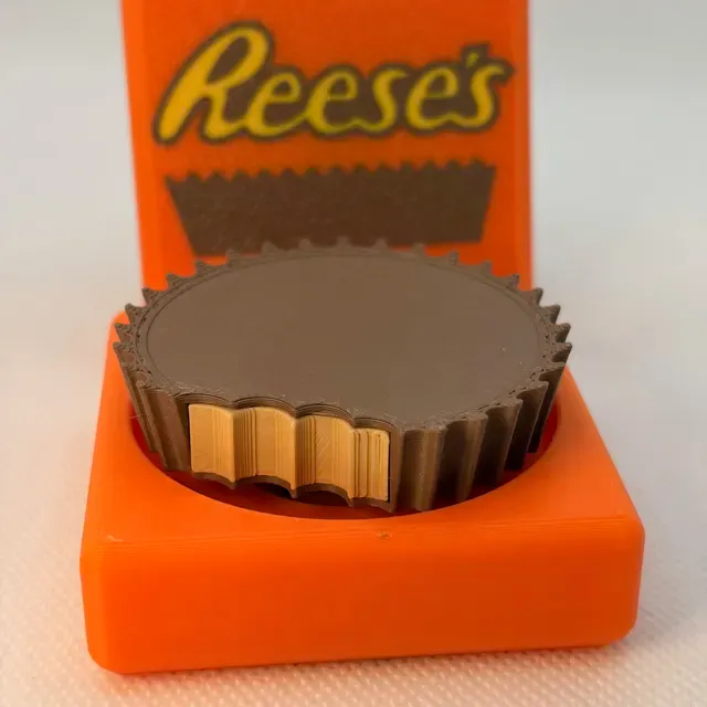 Reese's Peanut Butter Cup Clicker Fidget Toy — Image 5 of 17