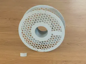 Bambu Reusable Spool with honeycomb cutouts V2