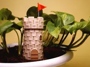 RootFort - Self-Watering Castle for Plants