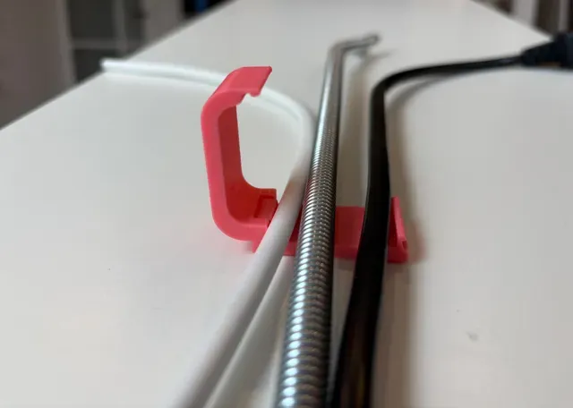 Cable Organizer for Thick Cables (10 mm) — Image 5 of 12