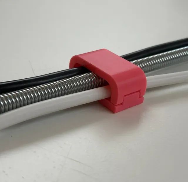 Cable Organizer for Thick Cables (10 mm) — Image 2 of 12