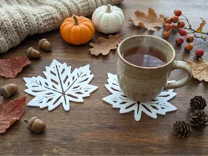 Maple Leaf Coaster – Autumn Table Decor