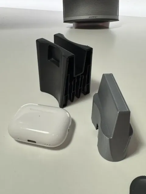Toyota Auris Airpods Holder — Image 3 of 4