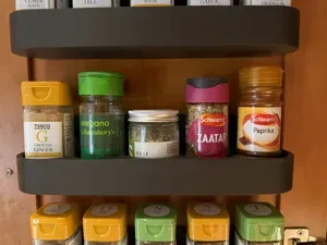 Ultra-Compatible Spice Rack - Renter Friendly