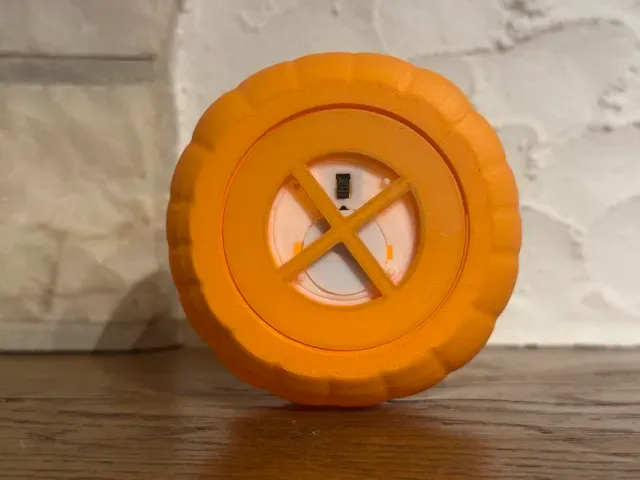 Gnome GlowPaws Tealight Holder Pumpkin — Image 4 of 4