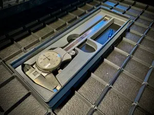 Mitutoyo Dial Caliper Gridfinity ( 505-742J)