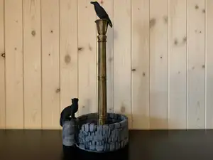 Paper Towel Holder: Cat, Raven & Lamp Post