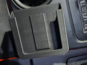 VW Amarok Phone Mount Dash Plug - S24 Ultra