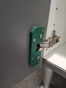 Door hinge plate