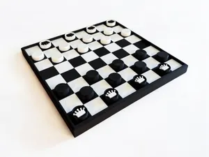 Checkerboard Set with Case