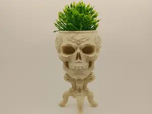 Gothic Totenkopf-Planter mit Barockfuß Pflanztopf
