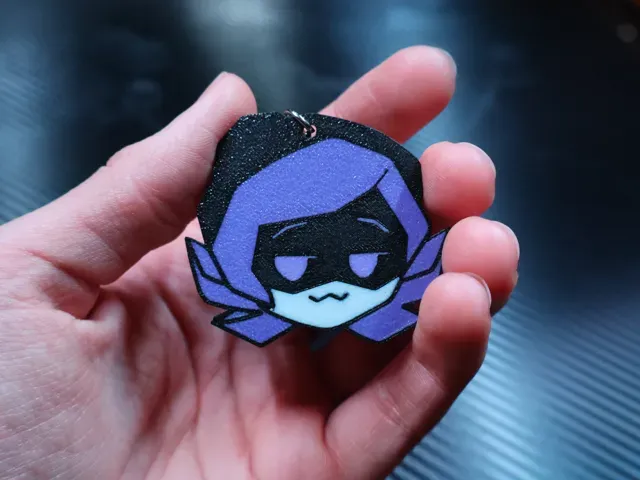 Uzi Keychain Murder Drones Glitch pin — Фото 3 из 5