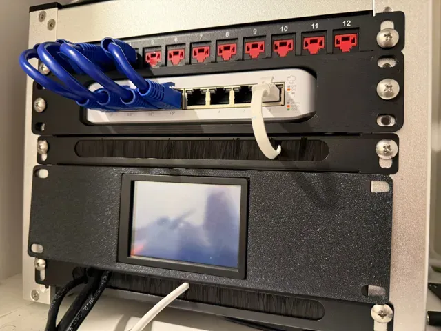 10" Rack 2RU Mount for Raspberry Pi 4 + 3.5" LCD — Фото 2 из 2
