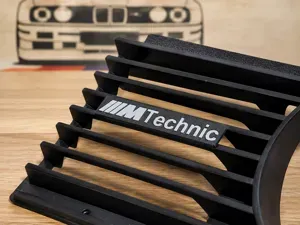 Bmw E30 - M-tech - Front grill badge