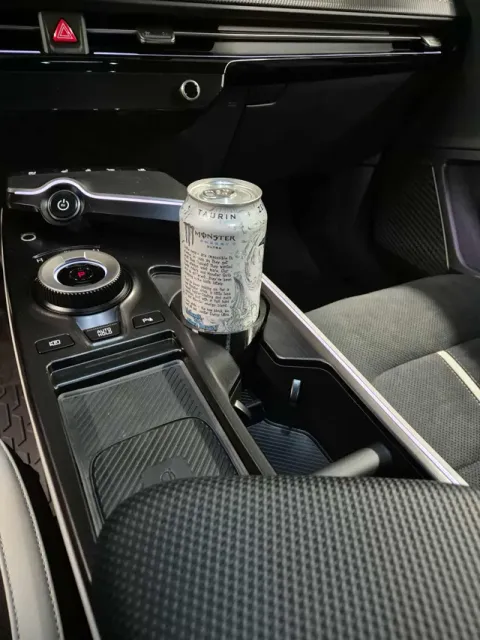 Kia EV6 Cupholder adapter for cans — Фото 3 из 4