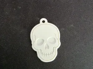 Halloween Schlüsselanhänger Totenkopf und 4 andere
