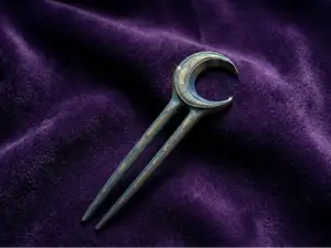 Moon_Hairpin_004