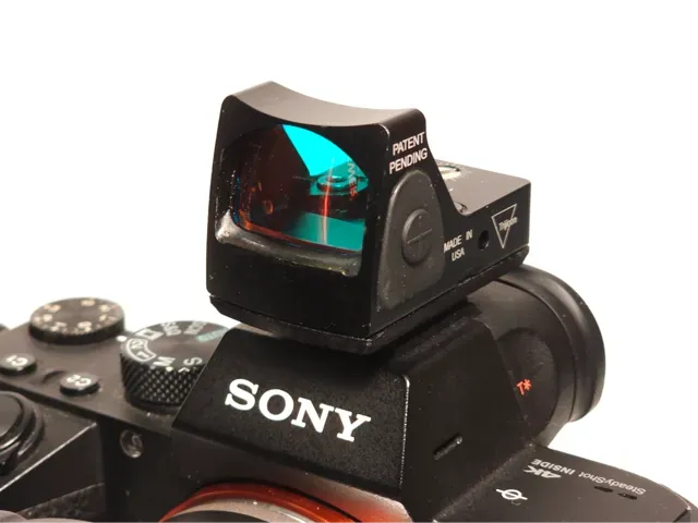 RMR red dot sight hot shoe mount