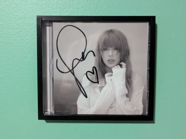 Wall Mount CD Frame Display Case
