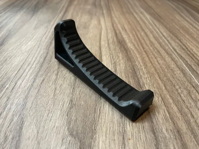 (Snap In) M-LOK Angled Fore Grip V2 — Фото 4 из 6