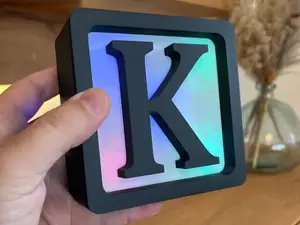 Lichtbox K // Baue Wörter selbst, modular & LED