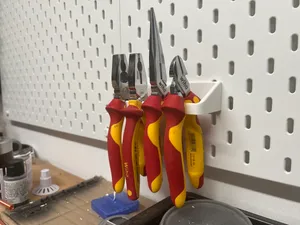 Another Skadis Plier Holder- 4 Wiha plier possible