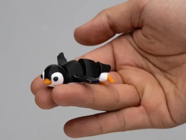 Flexi Penguin - Articulated — Image 4 of 6