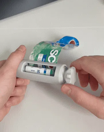 Ratcheted Toothpaste Squeezer 3.0 (Print-in-place) — Фото 2 из 6