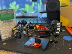 Red Bull F1 Stand (bburago 1/43 die-cast)