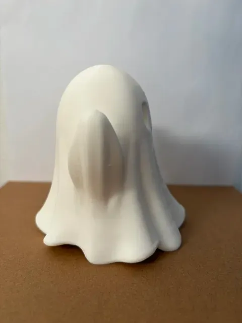 Friendly Little Ghost – Cute Halloween Decor — Фото 5 из 5