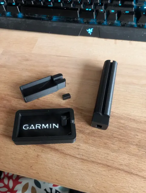Garmin Descent Mk3i – Desktop Charging Stand — Фото 2 из 4